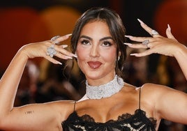 Georgina, con su lujoso anillo de compromiso y Julia Roberts, con un vestido del nuevo diseñador de Versace, lo mejor del Festival de Venecia