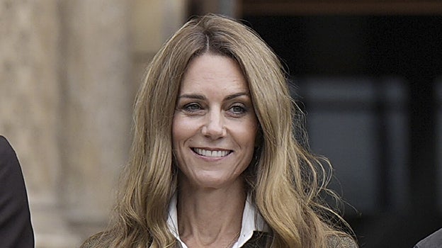 Imagen después - Kate Middleton en julio, durante Wimbledom, y en septiembre, con su nuevo look.