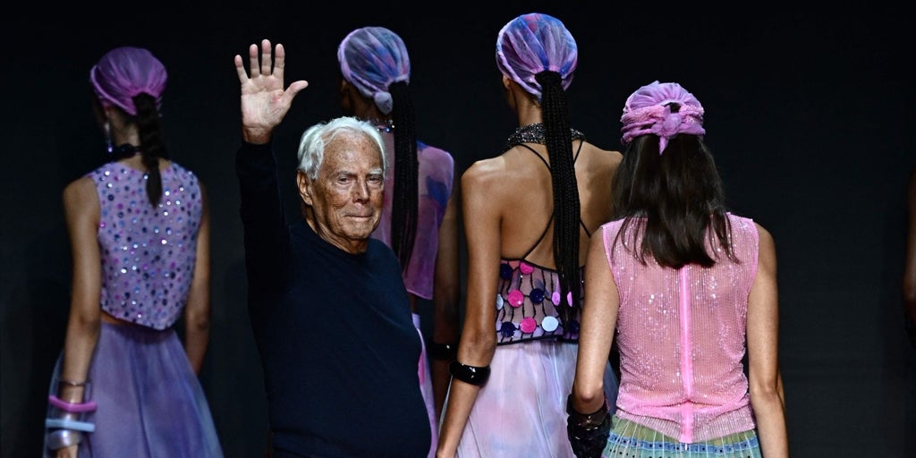 De la conquista de Hollywood a la diversificación de su marca: los hitos que marcaron la historia de Giorgio Armani