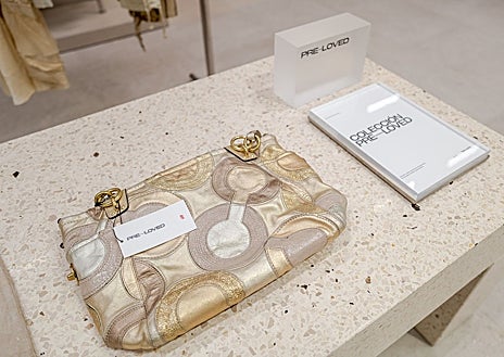 Imagen secundaria 1 - El nuevo espacio incorpora tecnología que facilita el proceso de compra