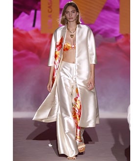 Imagen secundaria 2 - Desfile de Lola Casademunt by Maite