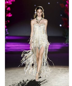 Imagen secundaria 2 - Modelos en el desfile de Odette Álvarez