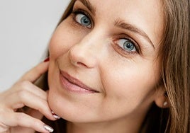 Cómo afecta el ciclo menstrual a la piel y al pelo