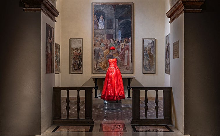 Imagen principal - Los diseños más emblemáticos de Armani en Palazzo Brera