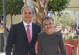 Así es el look de Eugenia Martínez de Irujo en la boda de su hermano Cayetano Martínez de Irujo: un original conjunto de pantalón 'made in Spain'