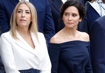 De Ayuso a Yolanda Díaz: los looks más destacados del desfile de las Fuerzas Armadas