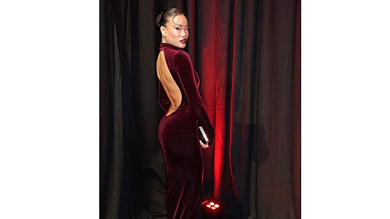 Nona Sobo com vestido de Michael Costello