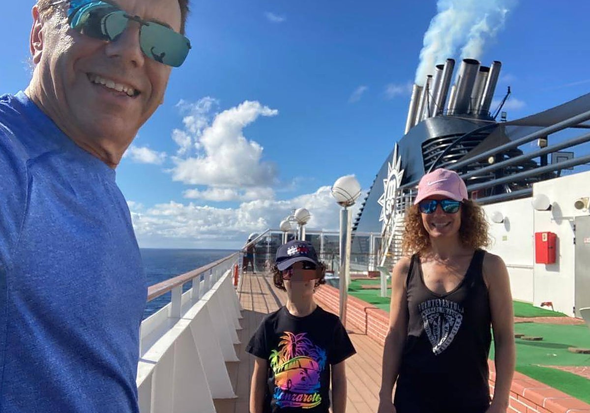 Esta familia sigue con la formación del pequeño Eliot