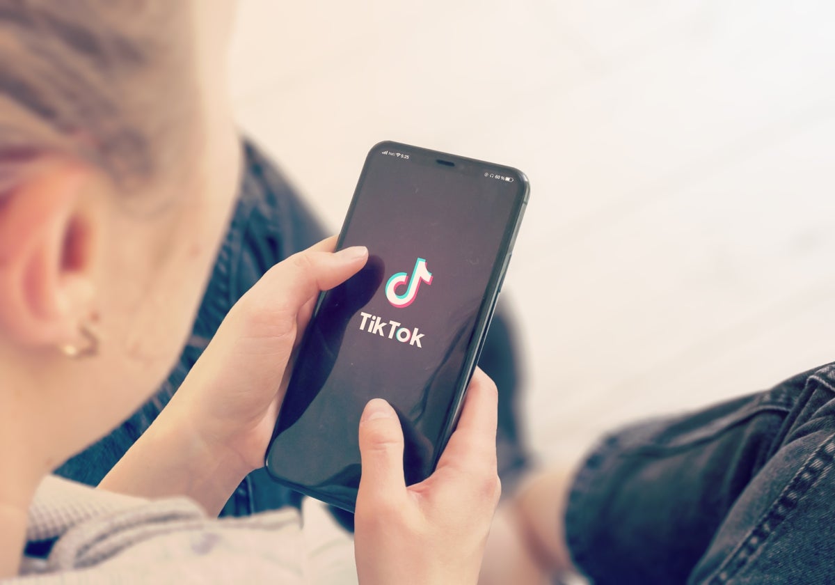 La Generación Z se siente cómoda con los resultados que el algoritmo de TikTok les ofrece