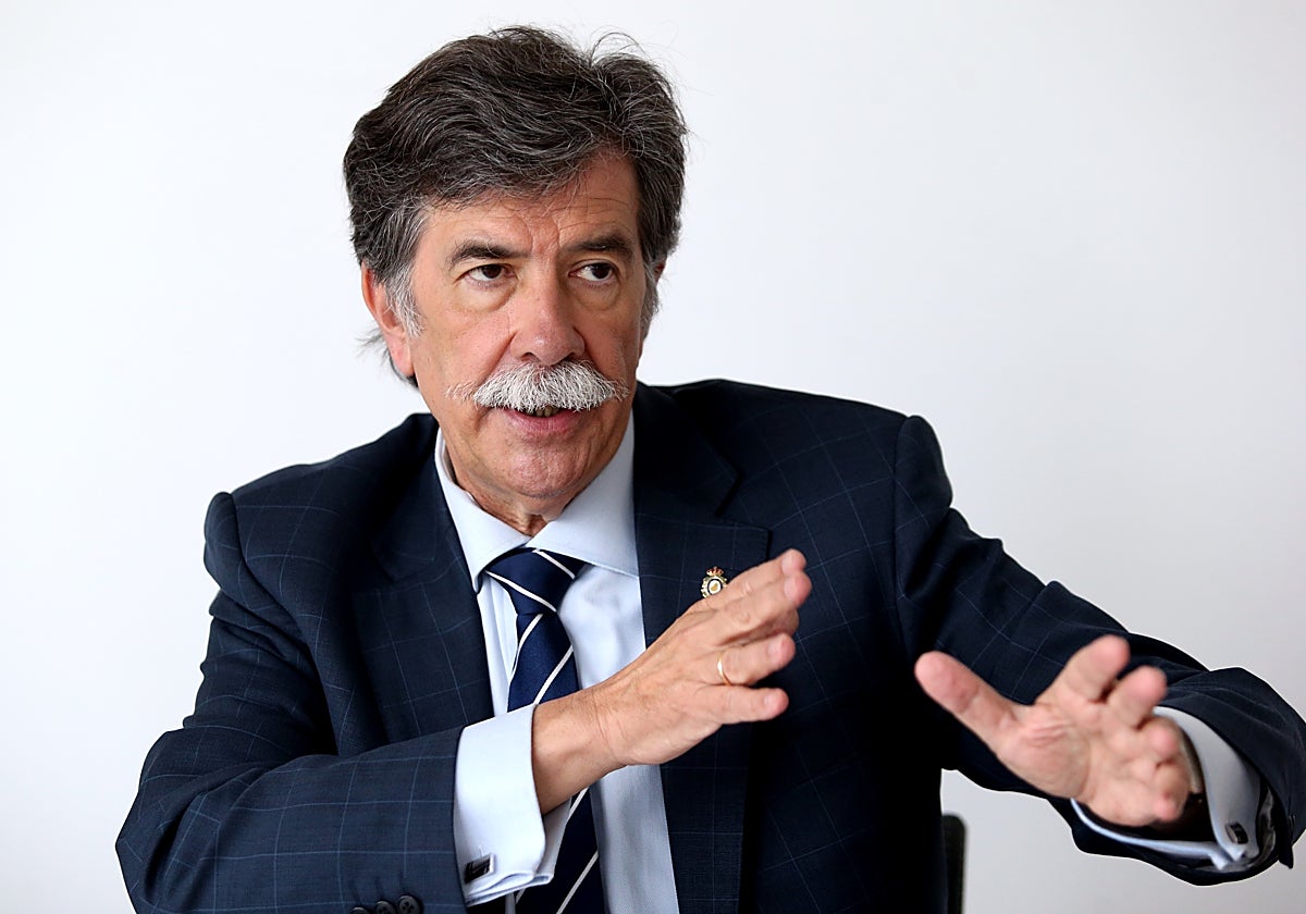 El psicólogo Javier Urra fue el primer defensor del menor de la Comunidad de Madrid