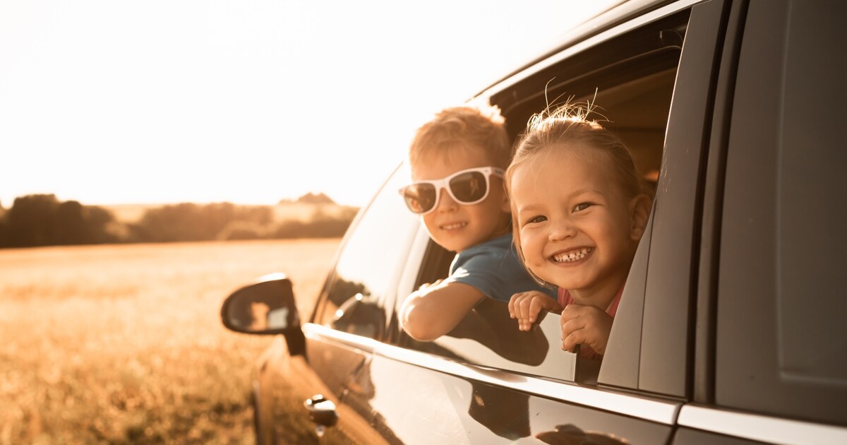 Desde qué edad debe usar gafas de sol tu hijo? Claves para elegirlas