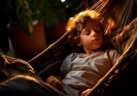 Seis consejos para que el sueño de tu hijo no se descontrole en verano