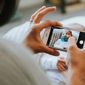 «Hay que decirlo claro: desinterés y egoísmo son las razones de los padres publican fotos imprudentes de sus hijos en redes»