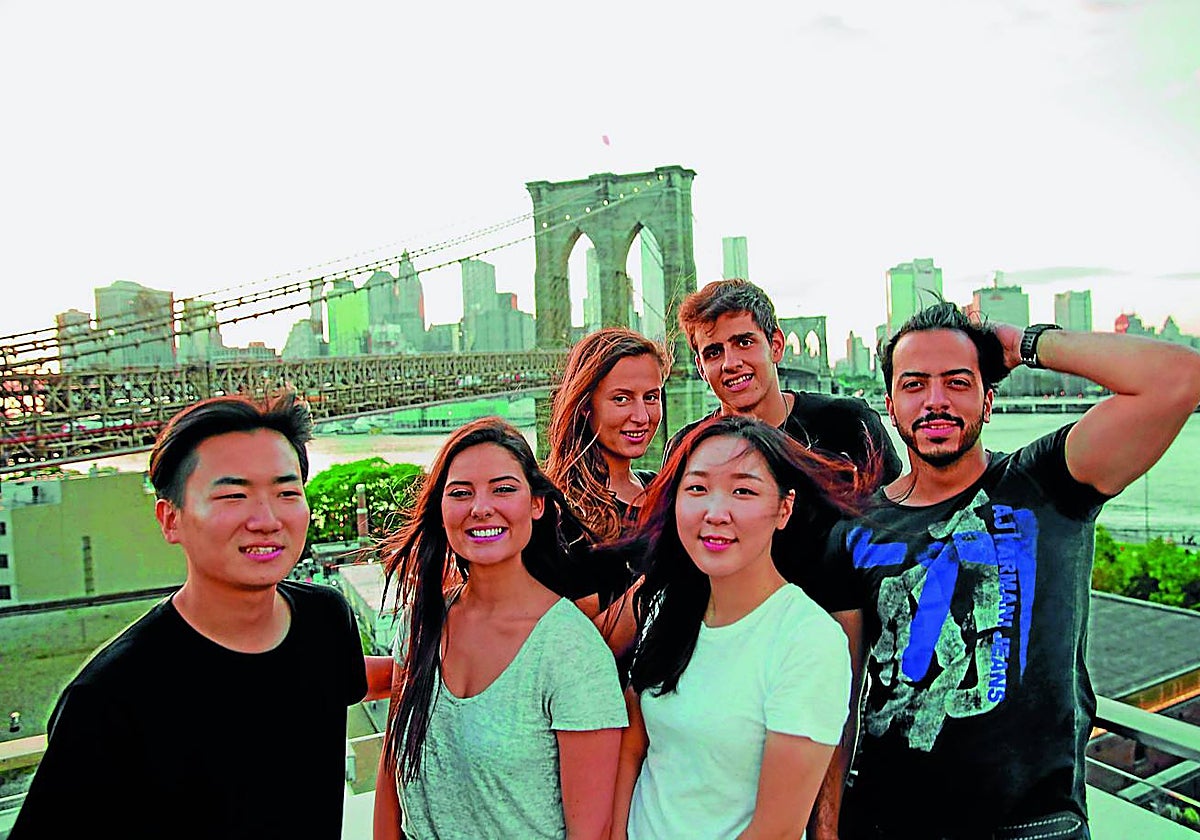 80 años de excelencia en educación