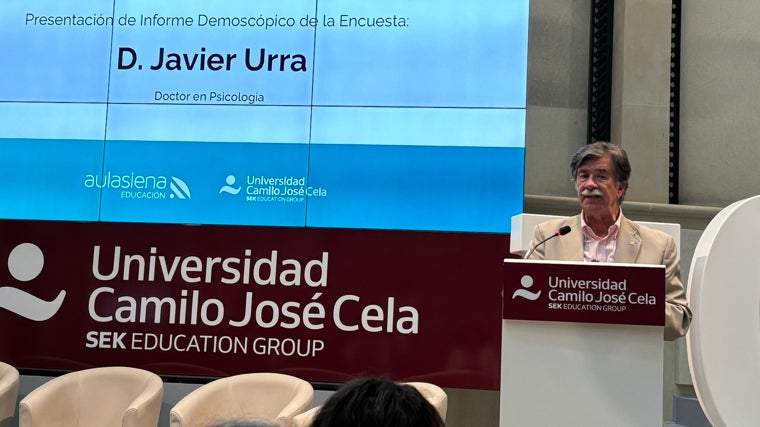 Javier Urra en la presentación de los datos del estudio en la Universidad Camilo José Cela