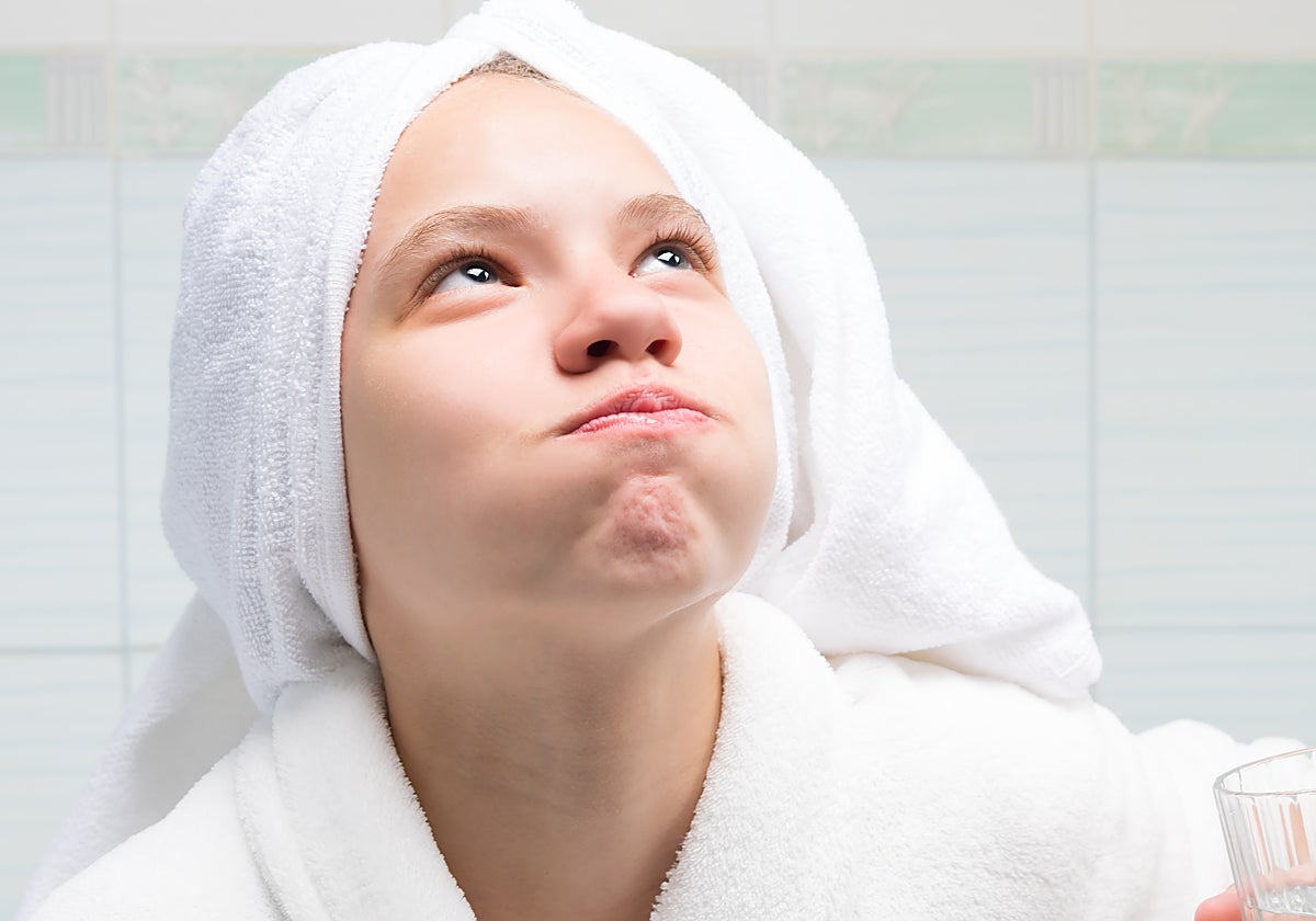 Una experta en salud explica si funciona o no el viral &#039;oil pulling&#039; para el blanqueamiento dental