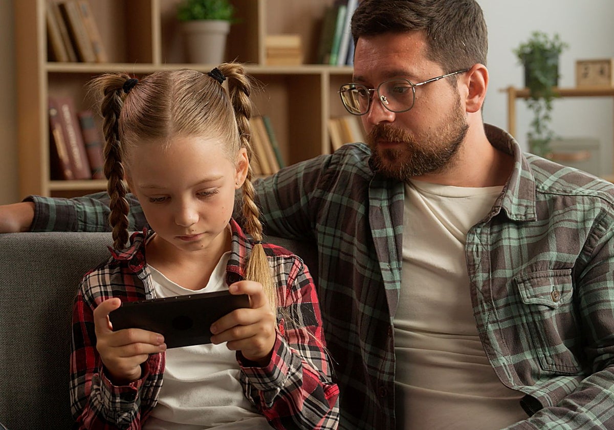 Los padres no deben tener miedo a retirar las pantallas a sus hijos