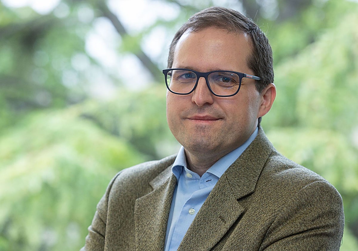 «Muchos jóvenes son pesimistas y están desorientados por no tener referentes clásicos como Platón o Aristóteles»