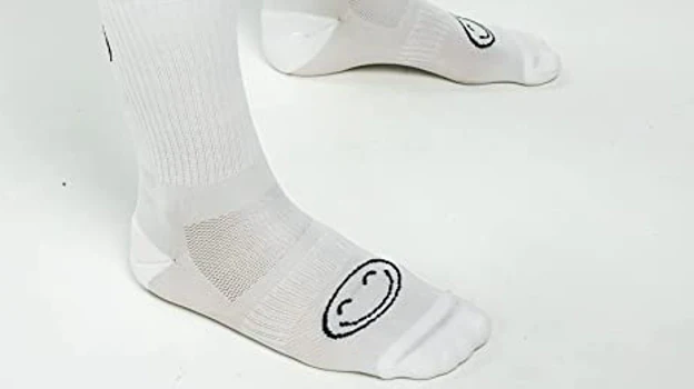 Las ampollas dejan de ser un problema con los calcetines antiampollas -  Socks Market - 2024
