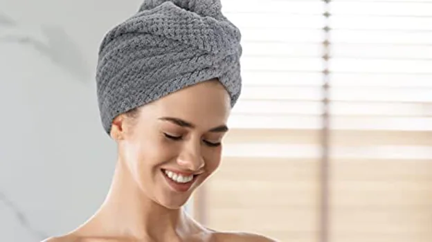 Toallas de microfibra para el cabello: 5 razones para secar tu melena con  ellas