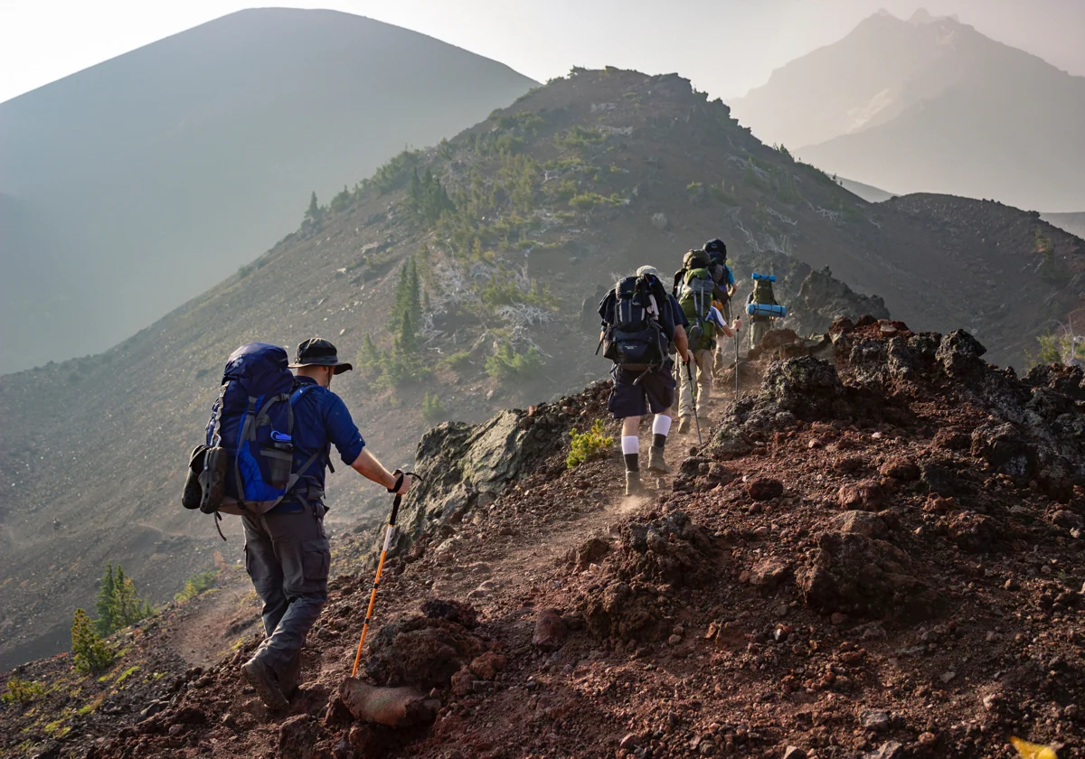 Mejores mochilas de senderismo, acampada y trekking para disfrutar en la  montaña