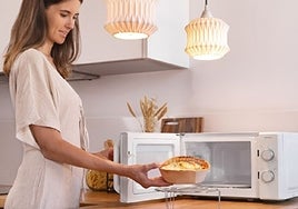 Eficiencia y versatilidad con el microondas con grill Cecotec Grandheat ¡ahora rebajado un 21%!