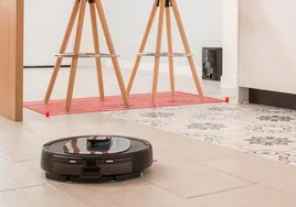 ¡Oferta Mediamarkt!: Ahorra 360 euros en el robot aspirador de Cecotec mejor valorado del mercado