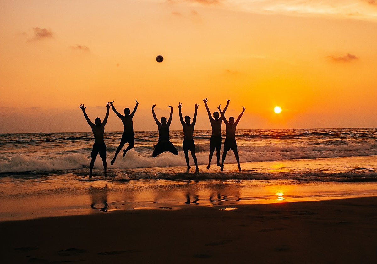 Accesorios veraniegos imprescindibles: sombrillas, toallas y gadgets al mejor precio.