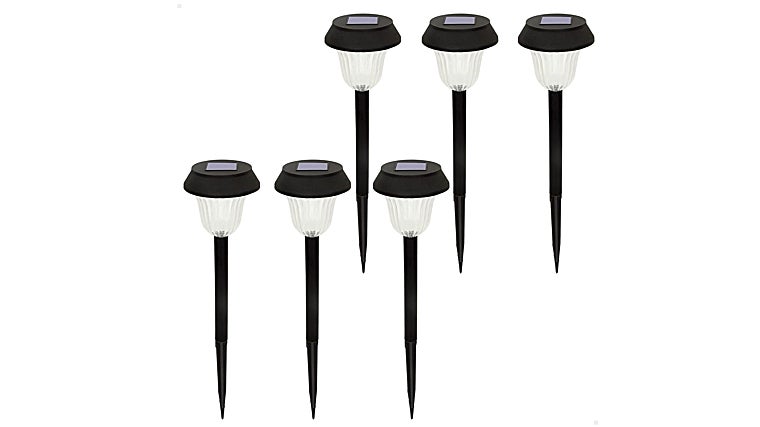 Las 10 luces solares de exterior que transformarán tu terraza este verano