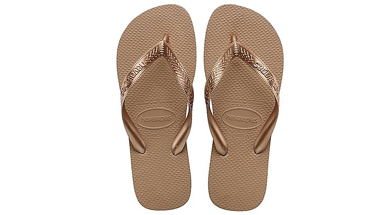 Las chanclas más cómodas del verano para no renunciar al estilo ni dentro ni fuera del agua