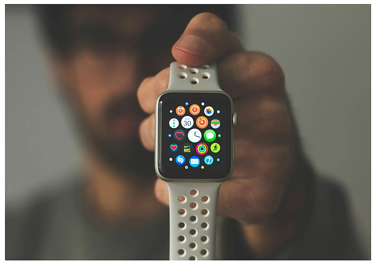 Los mejores smartwatches: Apple Watch, el Samsung Galaxy Watch, Garmin Fénix.