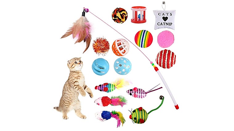 Dale a tu mascota lo que se merece: estos son los 7 accesorios para gatos más vendidos en Amazon