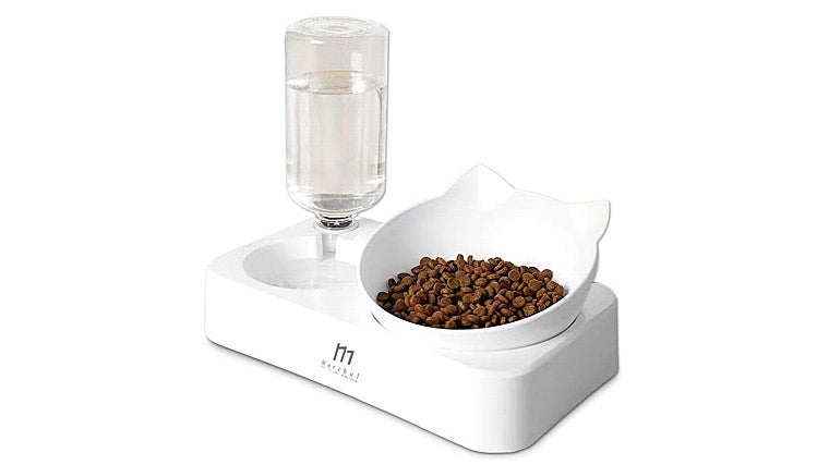 Dale a tu mascota lo que se merece: estos son los 7 accesorios para gatos más vendidos en Amazon