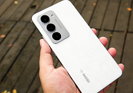 Xiaomi planta cara a todos con su Redmi 15: grande, barato y con 5G