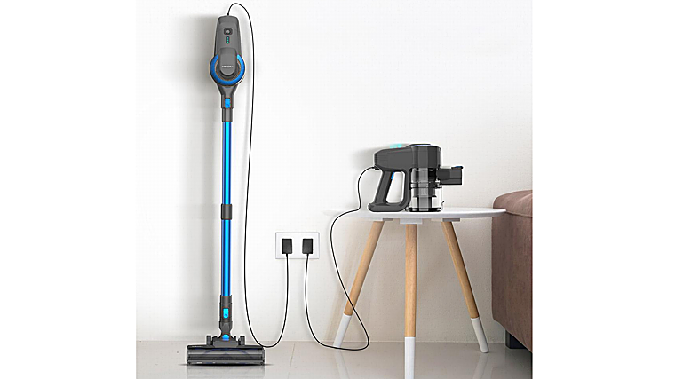 «Es la segunda que compro»: la aspiradora de 50 euros tipo Dyson que deja el suelo impecable sin esfuerzo