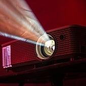 Proyectores portátiles para ver tus pelis favoritas sin salir de casa