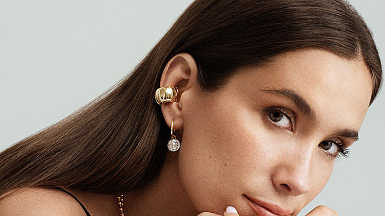 Nueva colección de joyas María Pombo X Agatha Paris: los tops que no puedes perderte