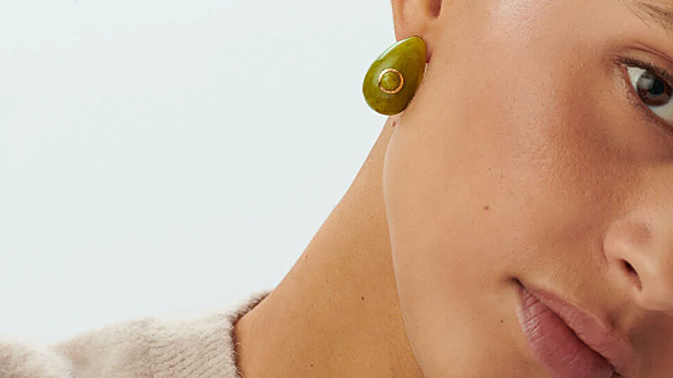 Nueva colección de joyas María Pombo X Agatha Paris: los tops que no puedes perderte