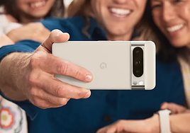Google Pixel 8 Pro por menos de 400 euros: el ''ex–gama alta'' que está mandando en la gama media
