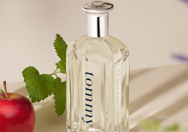 Tommy Hilfiger Eau de Toilette: frescura y elegancia masculina, ¡con un 22% de descuento por Black Friday!