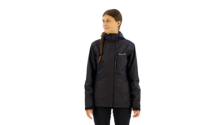 Columbia firma la chaqueta impermeable que está salvando a más de una del aire ártico y las lluvias de estos días