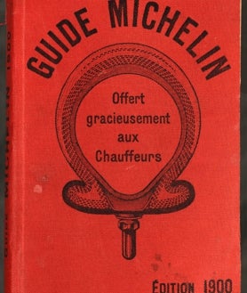 Imagen secundaria 2 - Junto a estas líneas, algunas de las guías antiguas de Michelin, incluida la primera edición de 1900 y algunas imágenes, mapas y viñetas de su archivo histórico