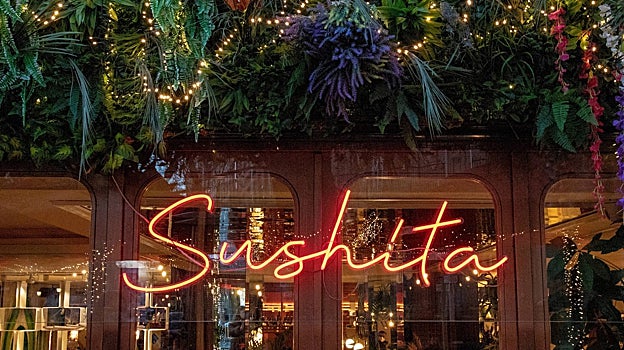 Comida de base japonesa y menú navideño en Sushita