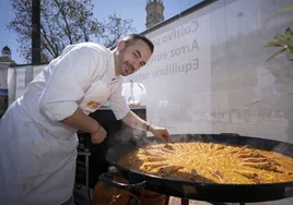 Valencia busca al mejor arrocero del futuro: 40 recetas de arroz salen a la calle por 5 euros el plato