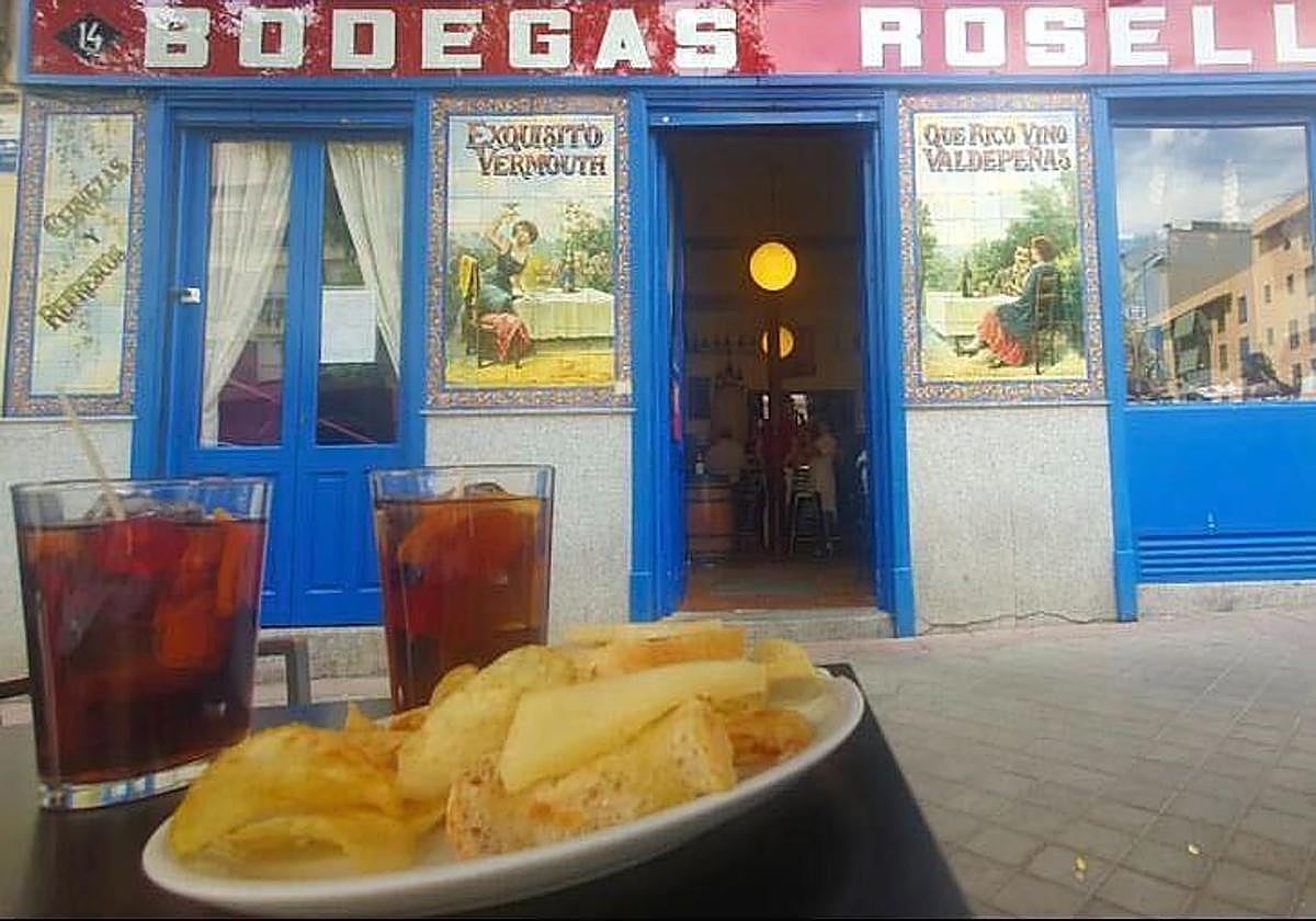 Exterior de Bodegas Rosell, en Madrid.