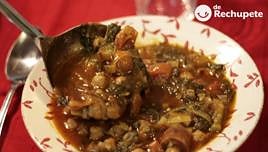 Receta para combatir el frío: Potaje de garbanzos con grelos y chorizo