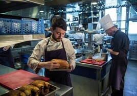 Francia quiere volver a lo 'gourmet' y lanza su ley del 'hecho en casa' contra la comida rápida