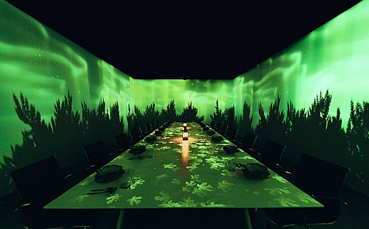 Imagen principal - Tres momentos de la colorida experiencia gastronómica de Sinestesia.