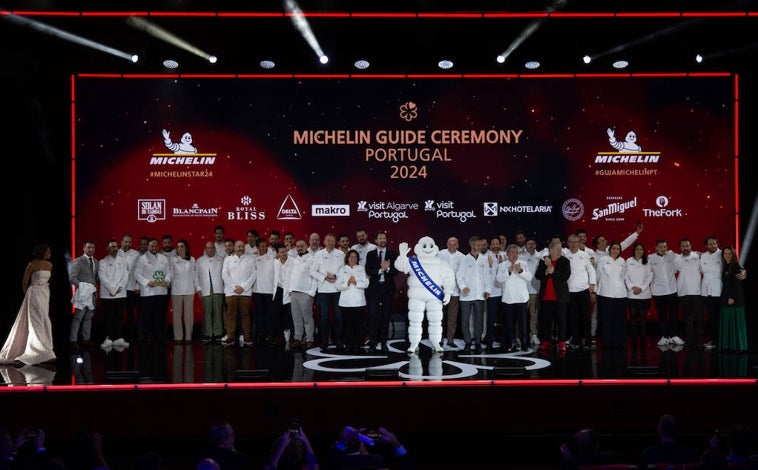 Imagen principal - Todos los premiados en la gala portuguesa 2024 de Michelin; la chef de Noelia y la presentadora y actriz Catarina Furtado y las nuevas estrellas verdes lusas.