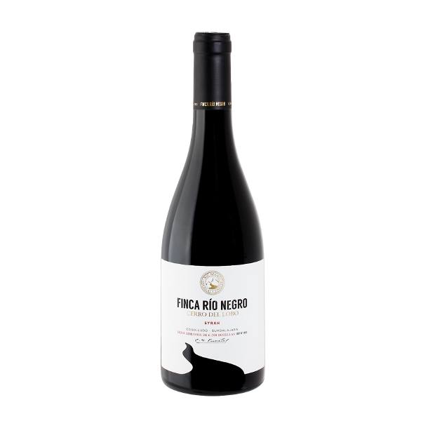 Finca Río Negro propone dos de sus tintos más exclusivos para homenajear a los padres en este día tan especial: Cerro del Lobo, su vino de parcela y 5º Año, su tinto emblema de la bodega. El primero cuenta con una pequeña producción de solo 12.876 botellas. Refleja la espectacular adaptación de la variedad Syrah al terruño  desde que se plantara hace 25 años. El segundo es un tinto elegante y complejo que, tras 19 meses de crianza en barrica nuevas de roble francés Allier, logra la máxima expresión de las variedades tempranillo y cabernet sauvignon. Precios: 27,5 y 31,5 respectivamente. Más información  aquí .